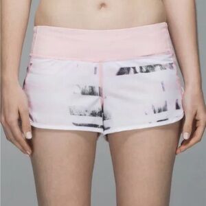 Lululemon Run Speed Short Sunset Stripe Blush Quartz Stretch Size 8 Inseam 2.5"